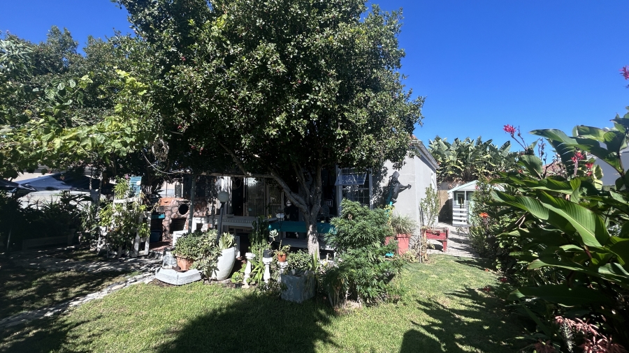 4 Bedroom Property for Sale in Sunningdale Western Cape